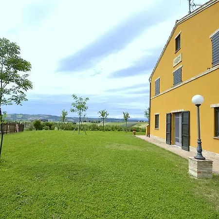 Sleeps 5 Pool Air Con Wifi Villa Recanati