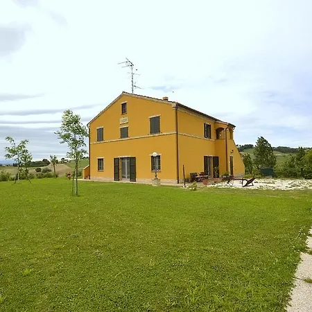 Sleeps 5 Pool Air Con Wifi