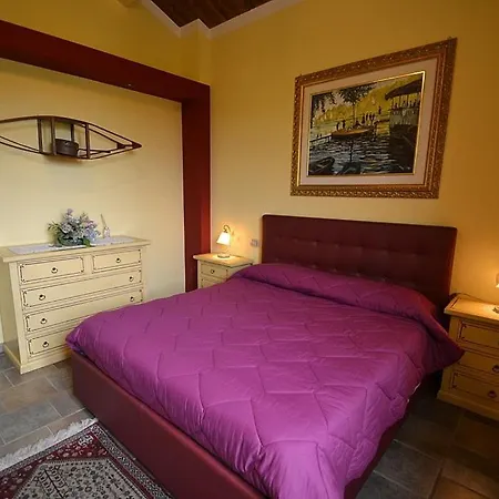 Sleeps 5 Pool Air Con Wifi Recanati